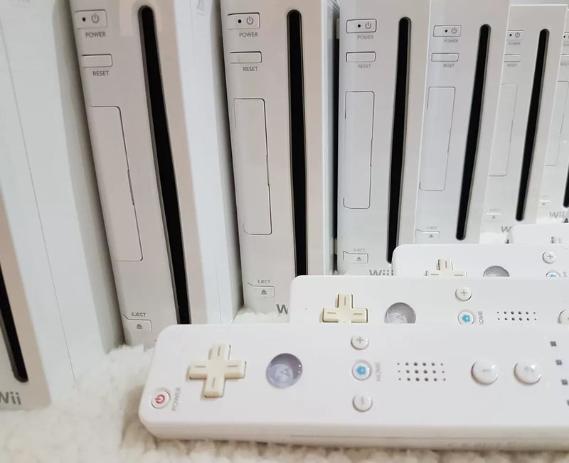 Console Nintendo Wii Completo - modelo Retrocompatível Com Gamecube - RECONDICIONADO
