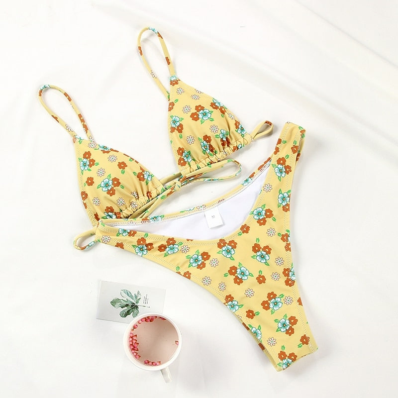 Biquíni Estampado Floral Rinabe Cordão.